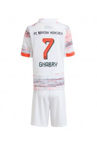 Bayern Munich Serge Gnabry #7 Jalkapallovaatteet Lasten Vieraspeliasu 2025-26 Lyhythihainen (+ Lyhyet housut)